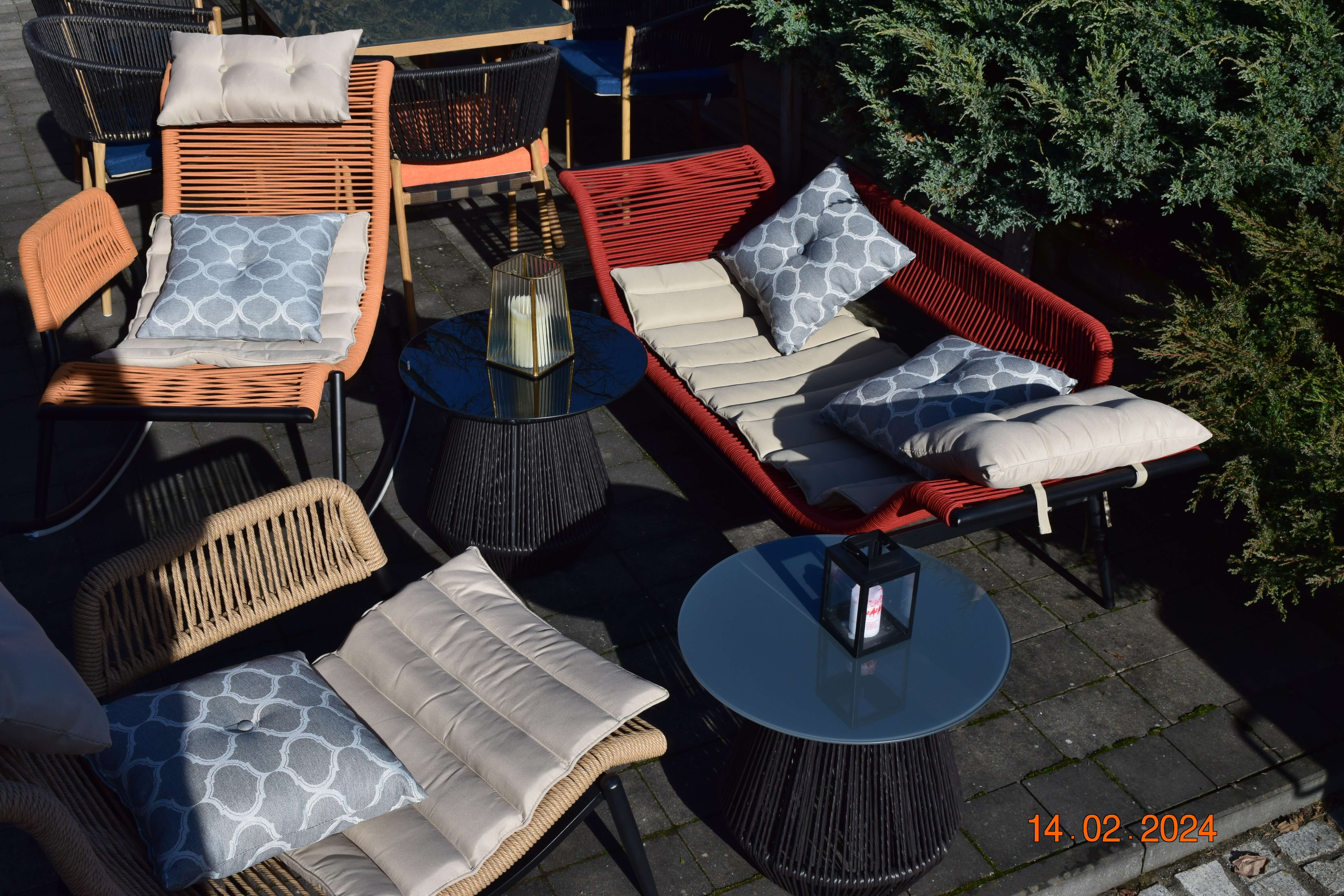 zestaw mebli ogrodowych wypoczynek sofa fotel bujany fotel technorattan nowoczesny styl wyplatanych sznurkami  1800 zł 